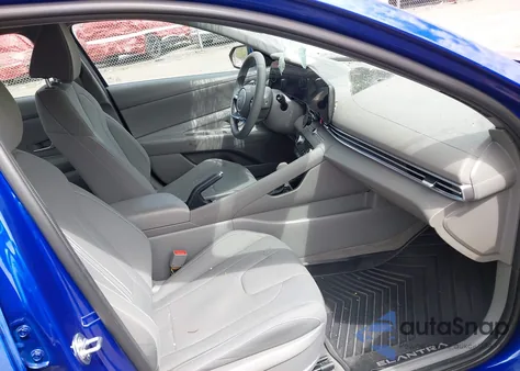 2024 Hyundai Elantra Sel z USA, uszkodzony, nr VIN KMHLM4DG1RU667757